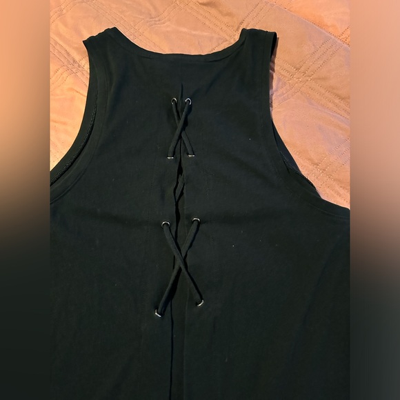 Victoria Sport Tank - Picture 4 of 6